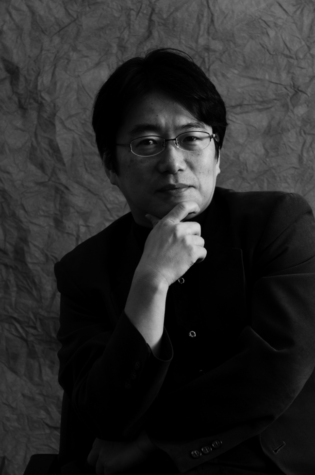 審査委員長 東雅夫